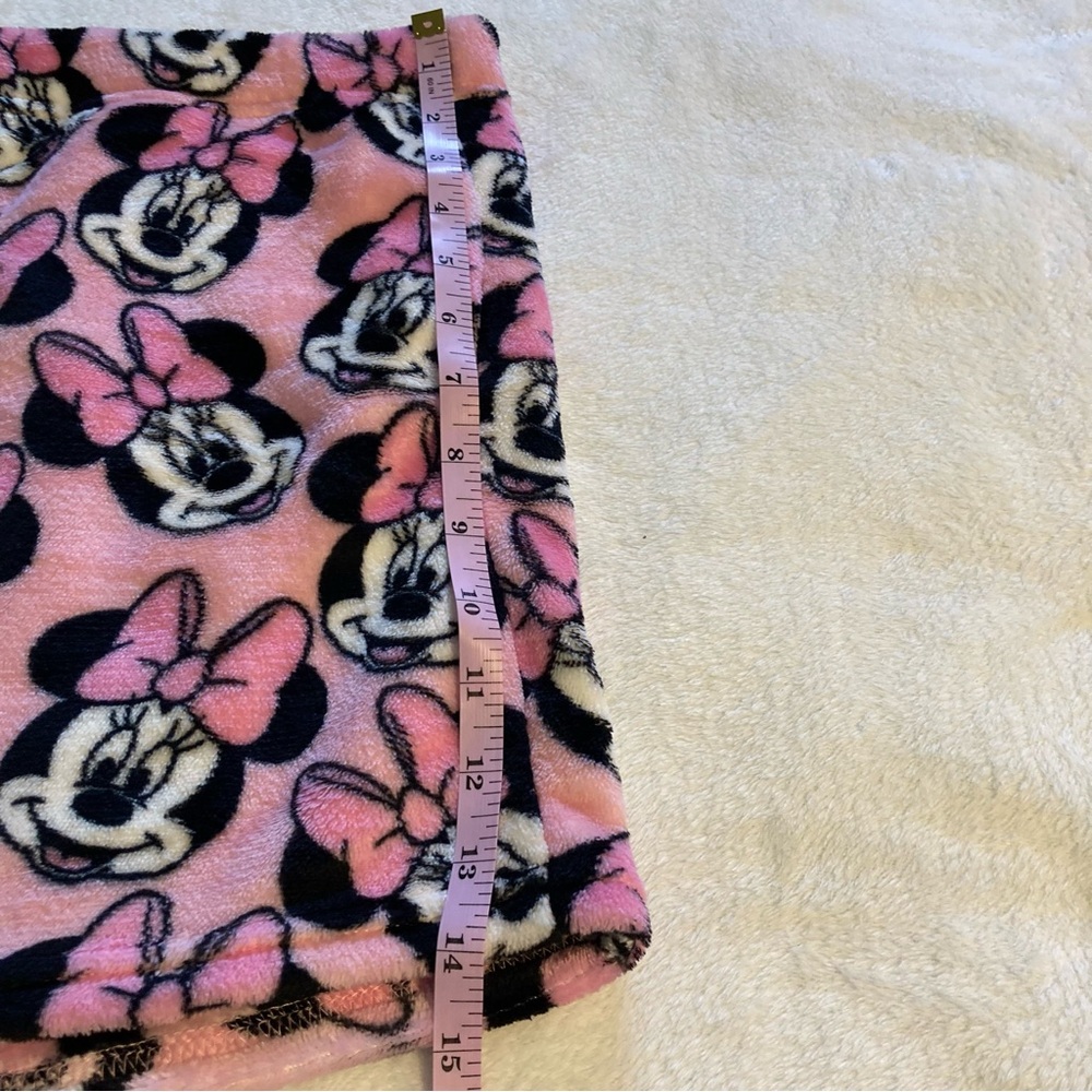 Disney Minnie Mouse Fuzzy Pink Lounge Shorts Women Size XL - Picture 5 of 8